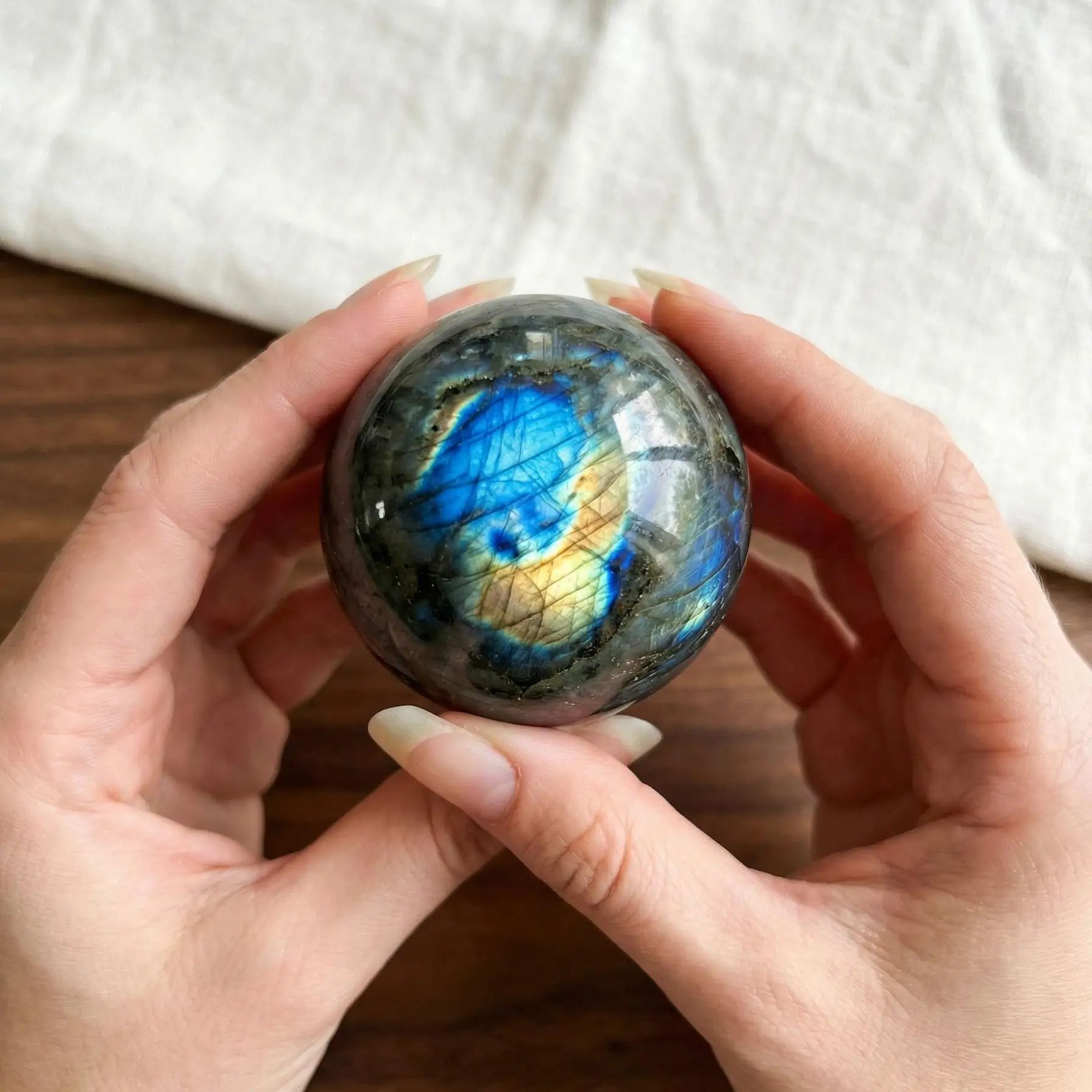 Natural Labradorite Sphere, Po - Renewable Energy Resources 评论和价格